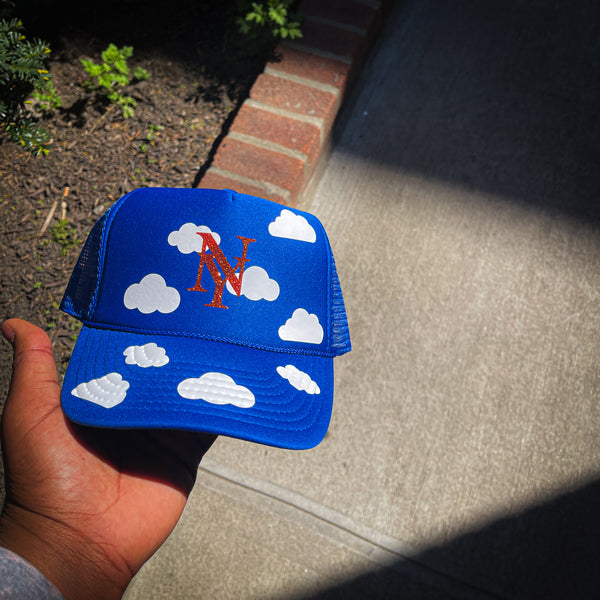 Head In Clouds In Queenz